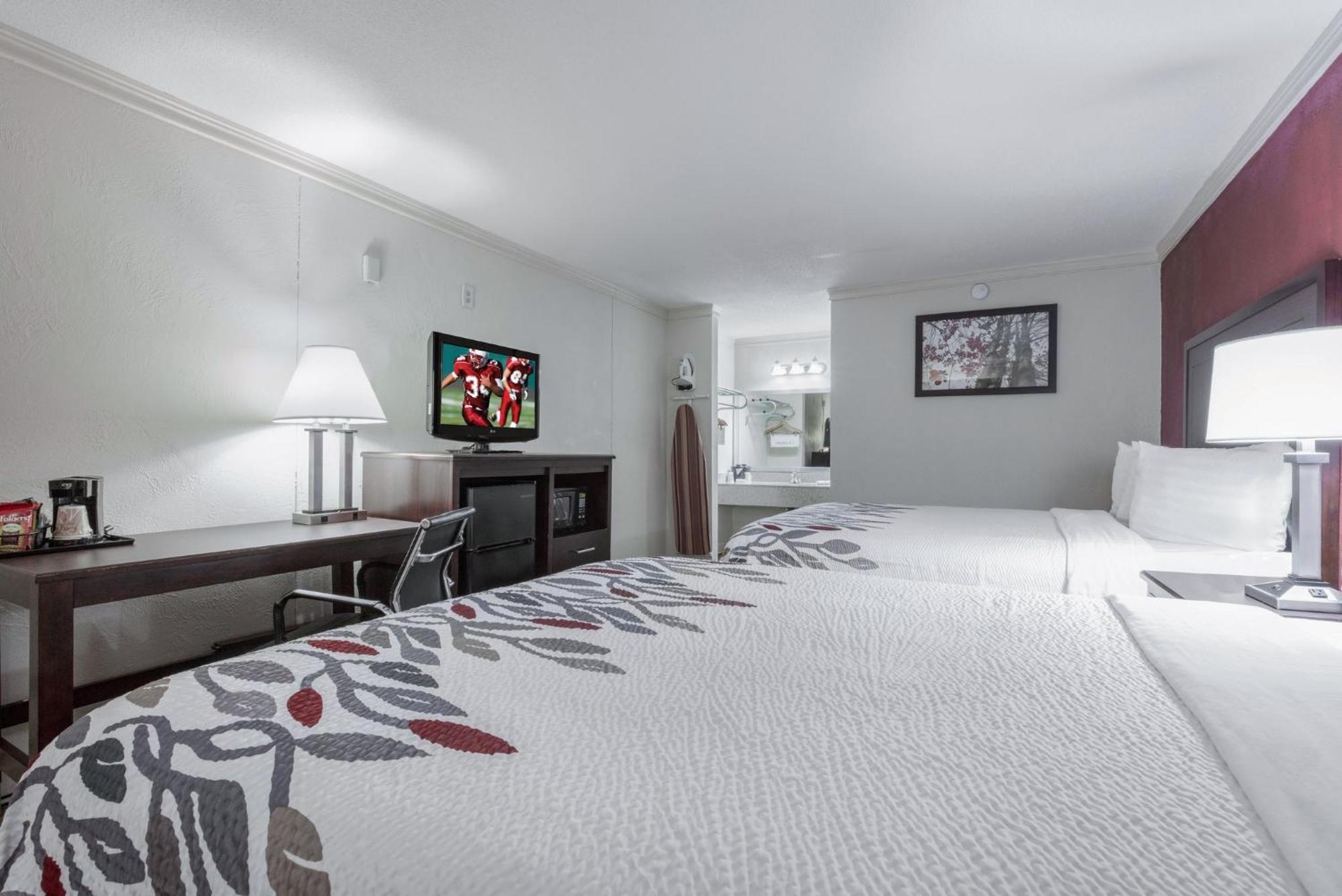 Red Roof Inn Форрест-Сіті Екстер'єр фото